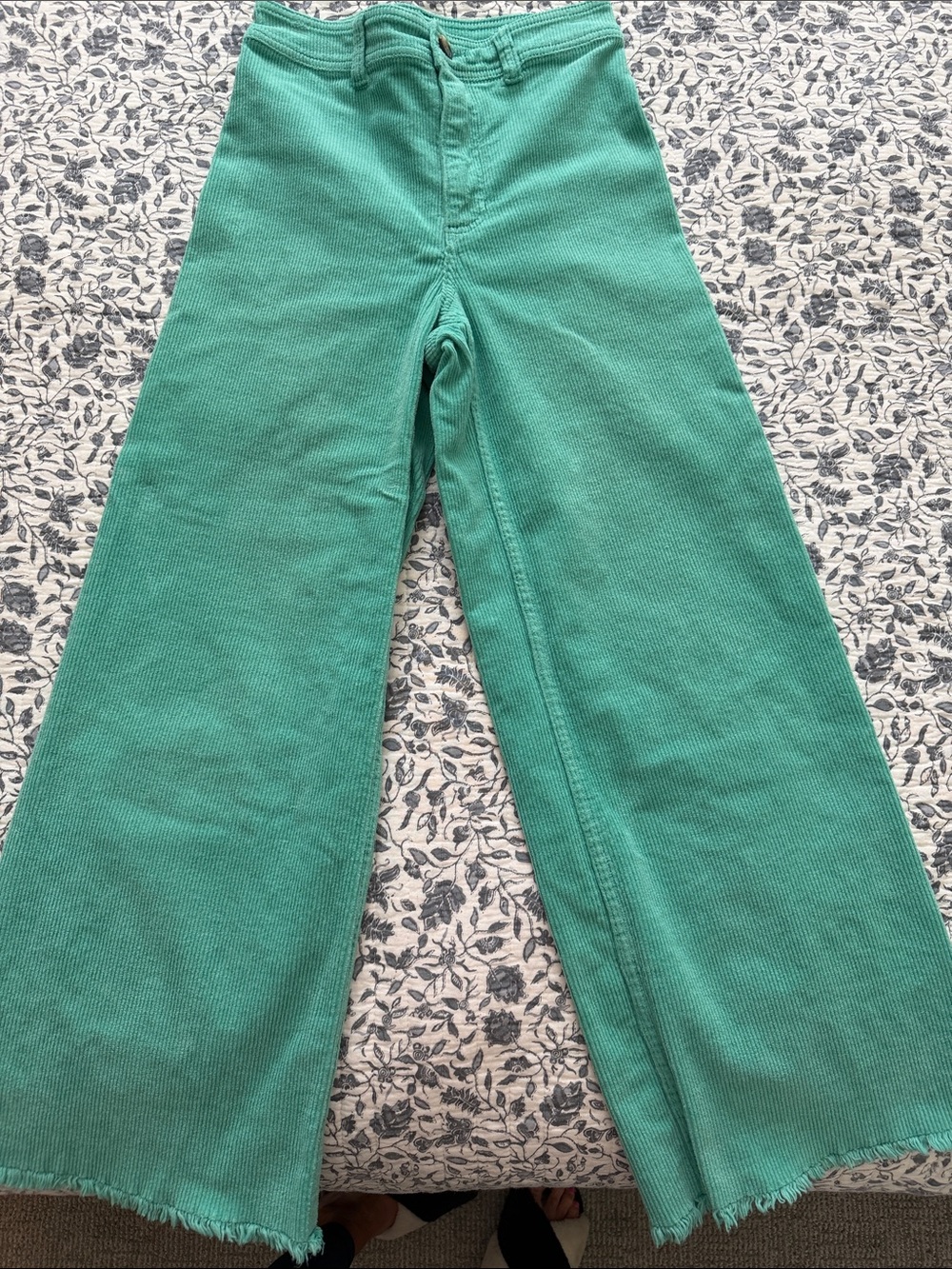 Billabong• Wide-Leg Corduroy Pants in Teal